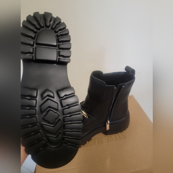 Booties - Picture 2 of 4